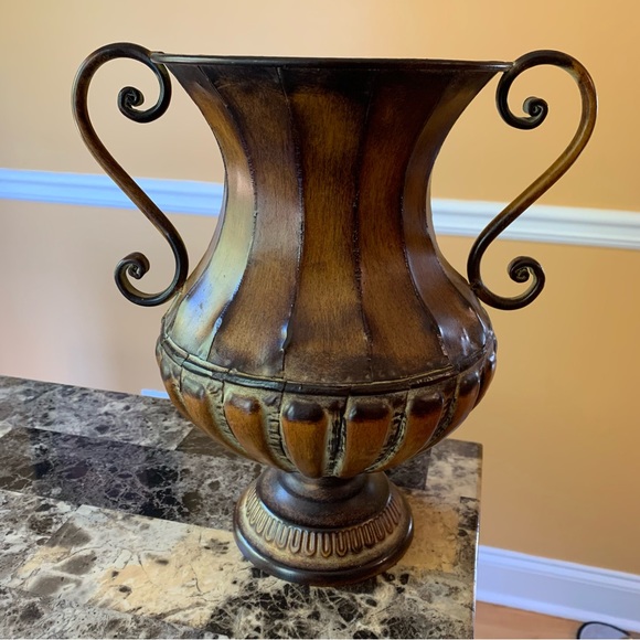 Other - Beautiful distressed decorative metal vase